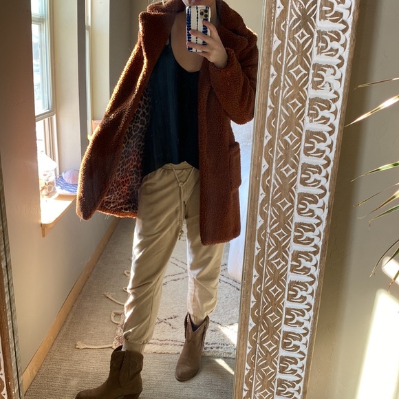 Band of Gypsies Teddy Sherpa Jacket - Picture 3 of 10